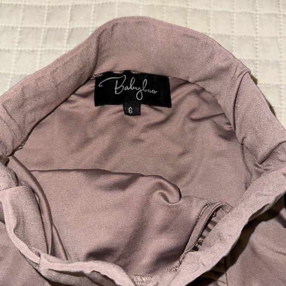 Two piece set - Picture 5 of 5